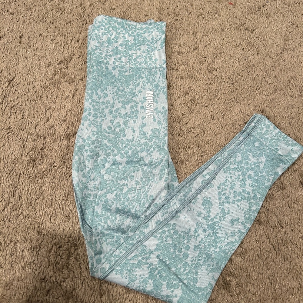 Women’s  workout leggings - animal seamless collection